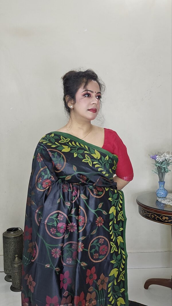 Budget-Friendly Silk Tontuj Saree - Image 2